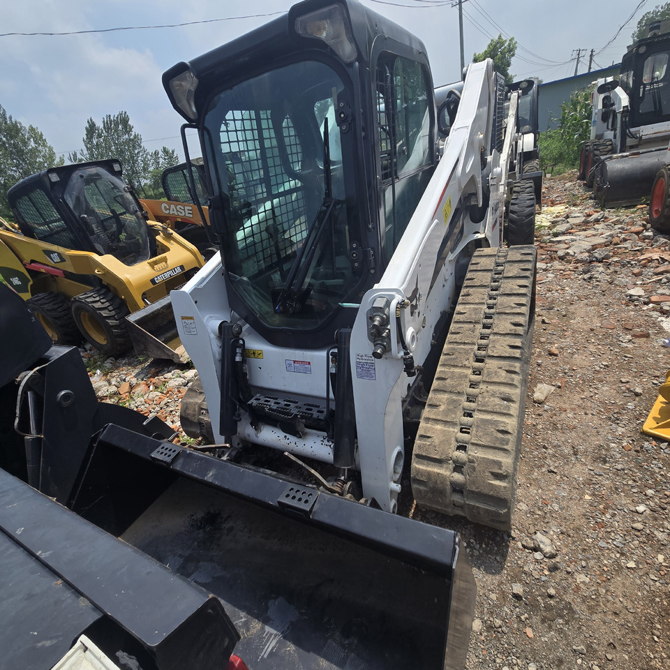 BOBCAT T770 - Mini încărcător: Foto 4 BOBCAT T770 - Mini încărcător: Foto 4