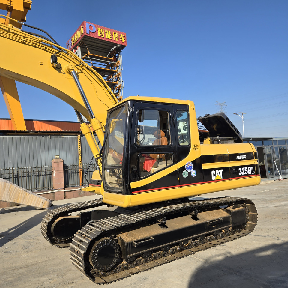 CATERPILLAR 325B - Excavator pe şenile: Foto 5 CATERPILLAR 325B - Excavator pe şenile: Foto 5
