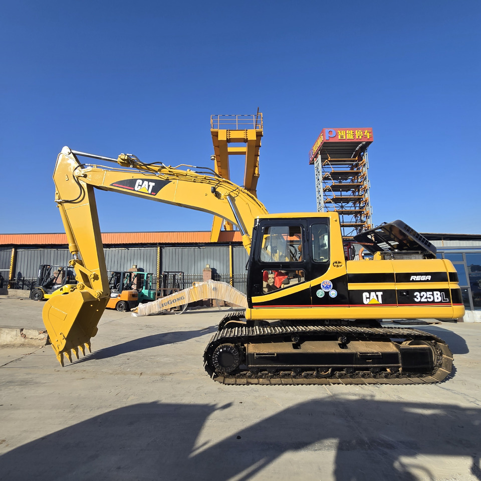 CATERPILLAR 325B - Excavator pe şenile: Foto 1 CATERPILLAR 325B - Excavator pe şenile: Foto 1