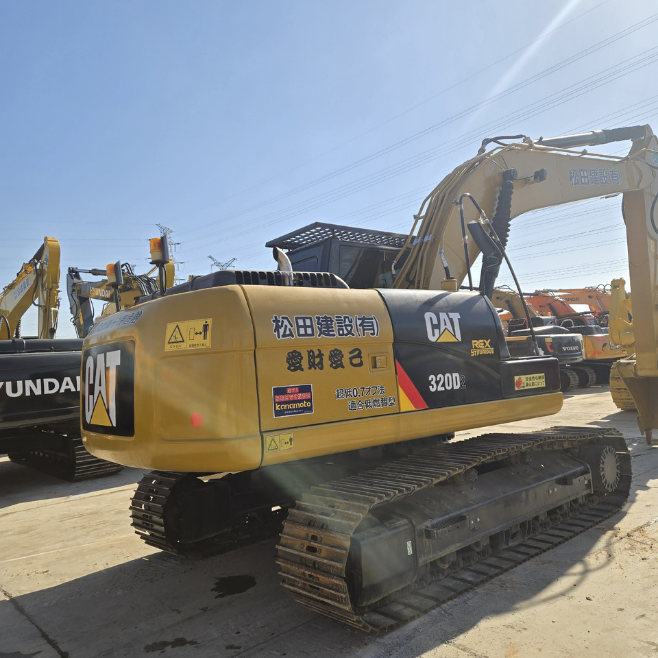 Caterpillar 320D - Excavator pe şenile: Foto 3 Caterpillar 320D - Excavator pe şenile: Foto 3