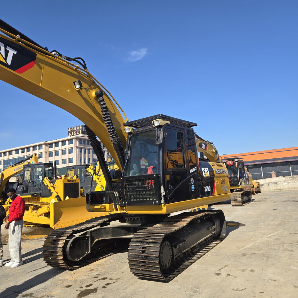 Caterpillar 320D - Excavator pe şenile: Foto 4 Caterpillar 320D - Excavator pe şenile: Foto 4