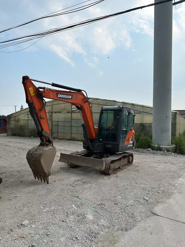 Doosan DX55 - Mini excavator: Foto 2 Doosan DX55 - Mini excavator: Foto 2