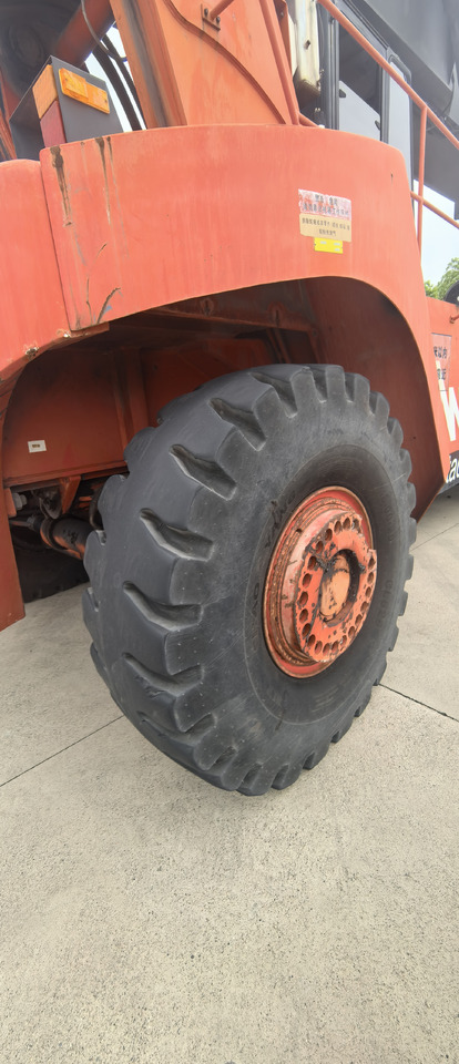 FANTUZZI CS45KM reach stacker - Reach stacker: Foto 4 FANTUZZI CS45KM reach stacker - Reach stacker: Foto 4