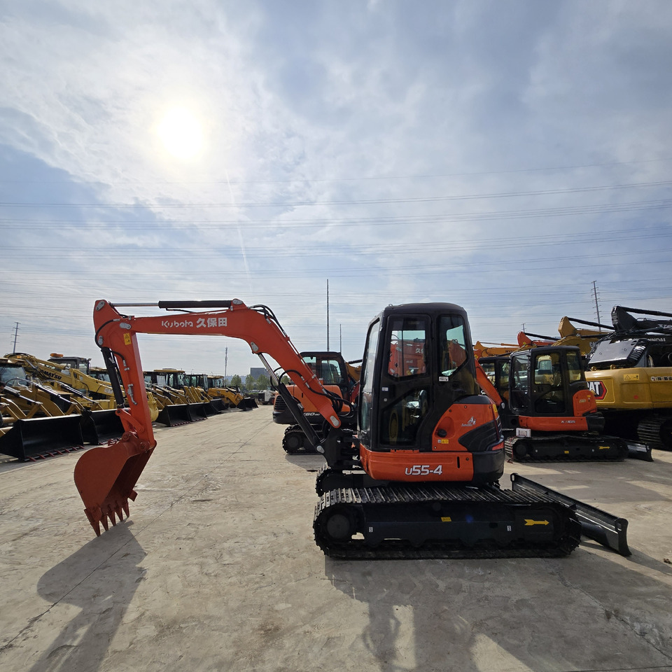 KUBOTA U55-4 - Mini excavator: Foto 5 KUBOTA U55-4 - Mini excavator: Foto 5
