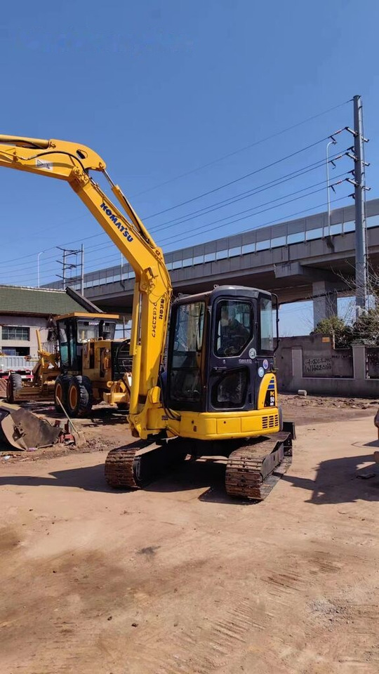 Komatsu PC50MR-2 - Mini excavator: Foto 4 Komatsu PC50MR-2 - Mini excavator: Foto 4