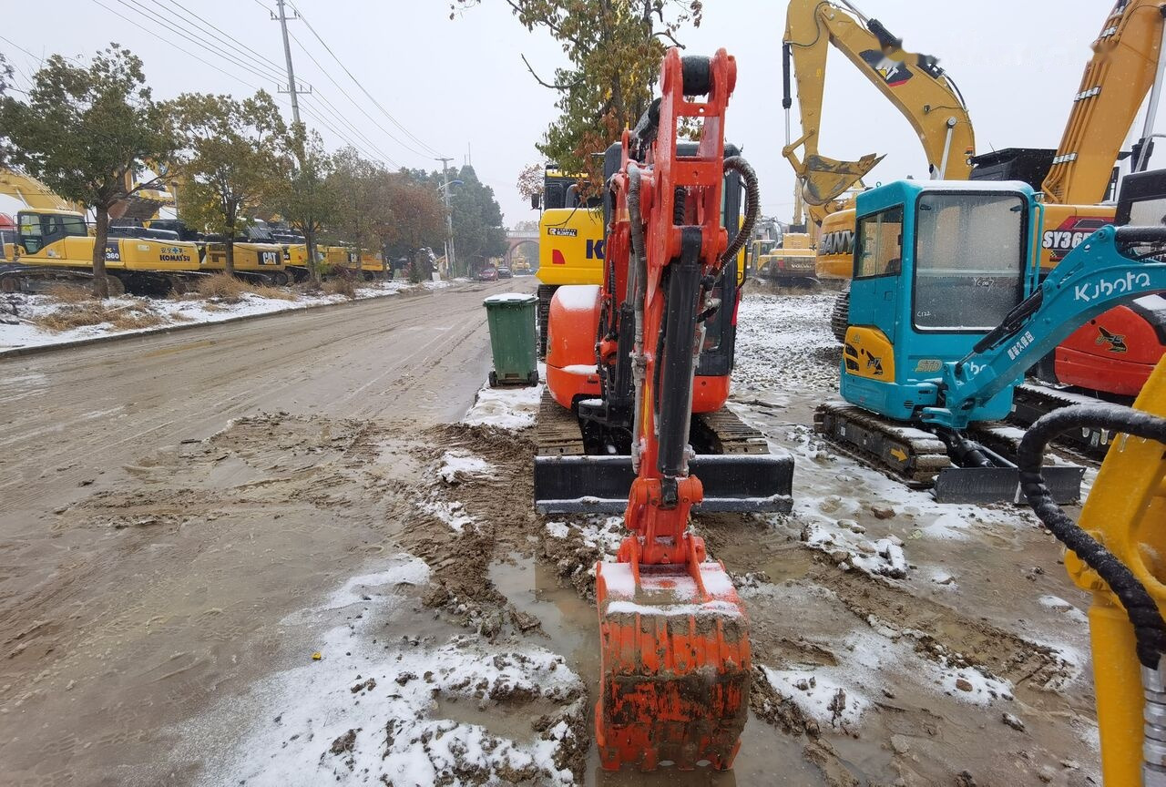 Kubota U30 - Mini excavator: Foto 3 Kubota U30 - Mini excavator: Foto 3