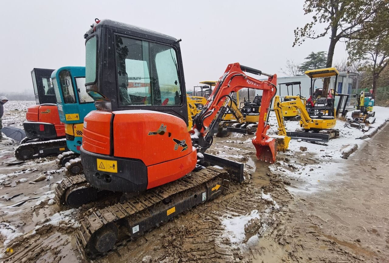 Kubota U30 - Mini excavator: Foto 2 Kubota U30 - Mini excavator: Foto 2