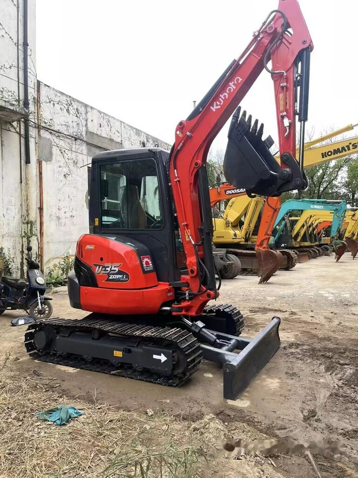 Kubota U35 - Mini excavator: Foto 1 Kubota U35 - Mini excavator: Foto 1