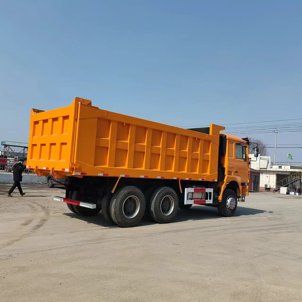 SHACMAN F3000 - Camion basculantă: Foto 5 SHACMAN F3000 - Camion basculantă: Foto 5