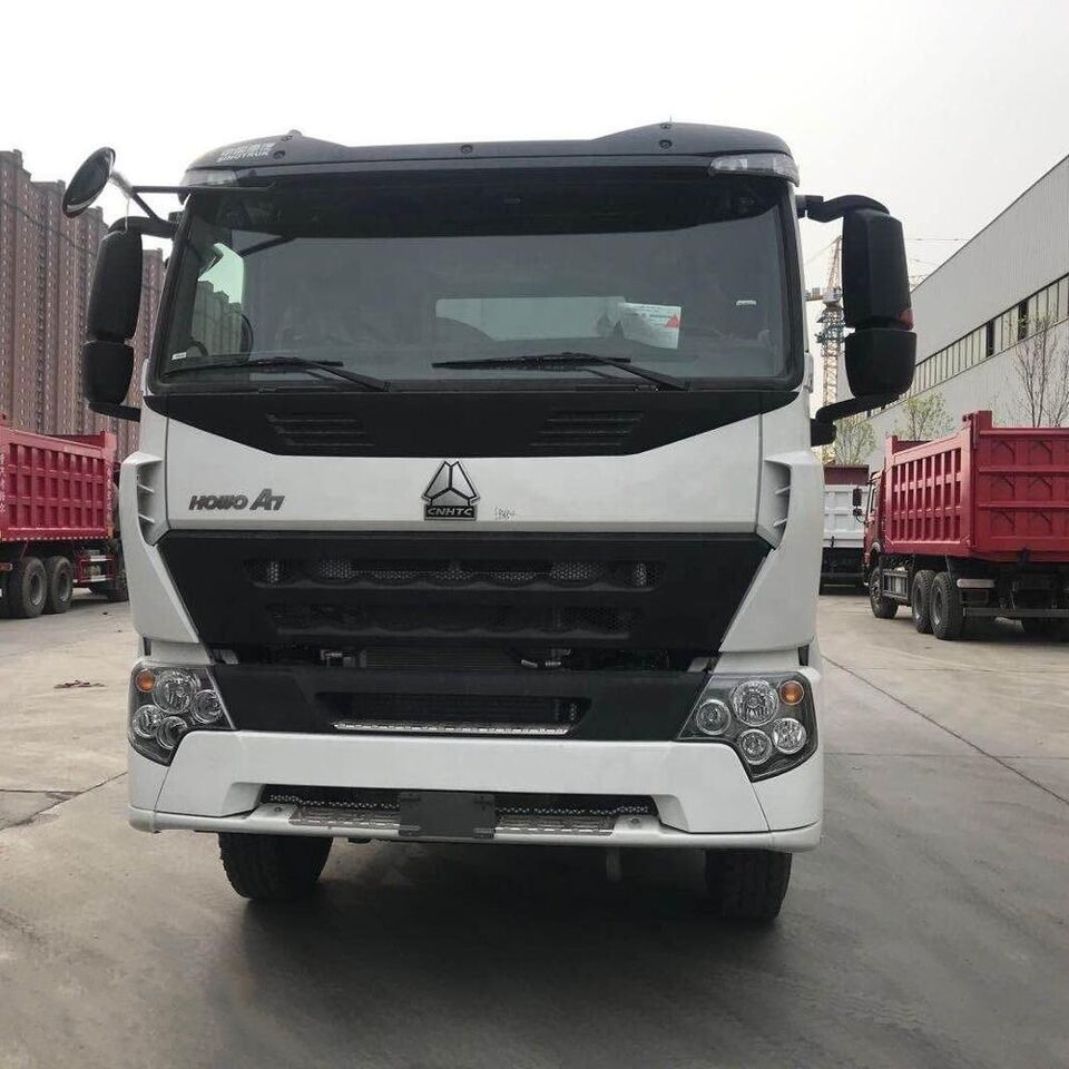 SINOTRUK A7 6x4 - Camion basculantă: Foto 3 SINOTRUK A7 6x4 - Camion basculantă: Foto 3