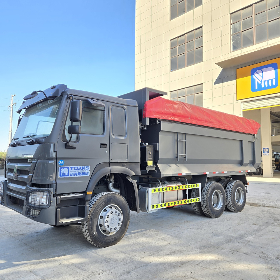 SINOTRUK HOWO 6x4 - Camion basculantă: Foto 1 SINOTRUK HOWO 6x4 - Camion basculantă: Foto 1