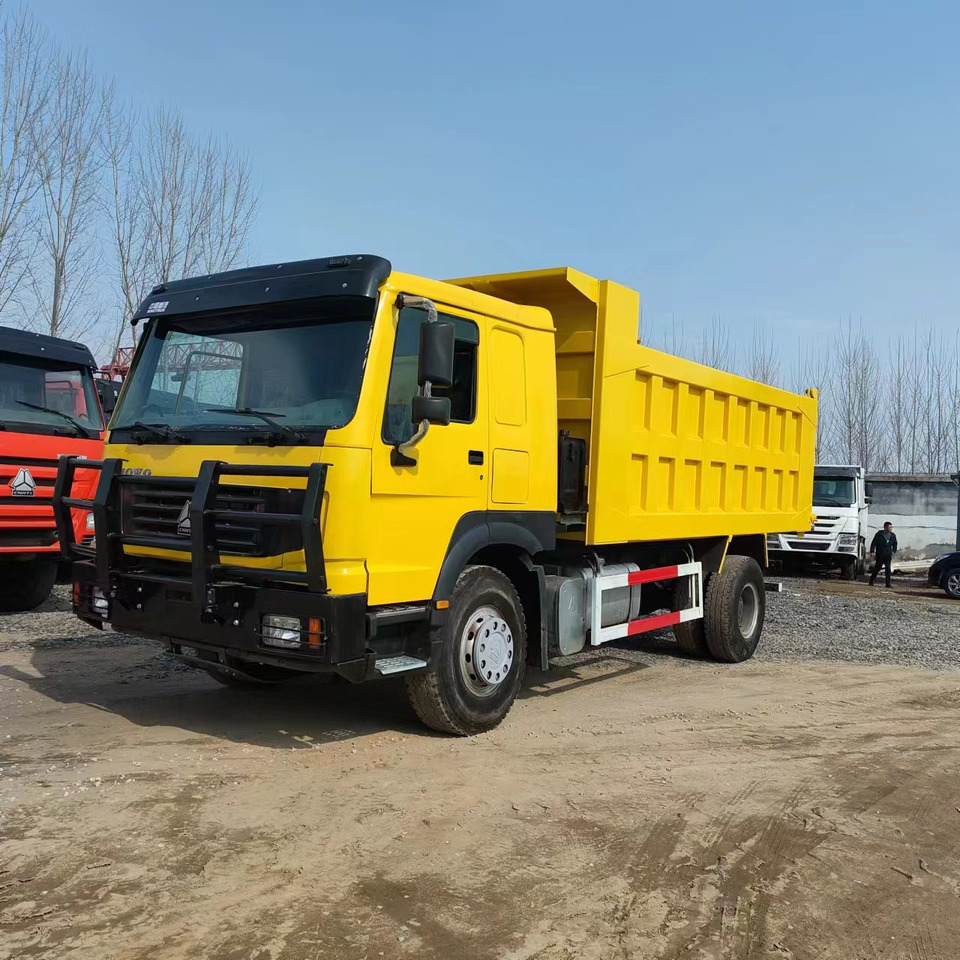 SINOTRUK HOWO - Camion basculantă: Foto 3 SINOTRUK HOWO - Camion basculantă: Foto 3