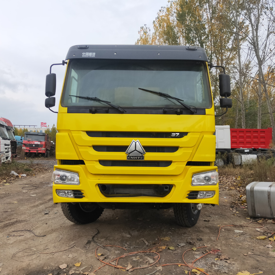 SINOTRUK HOWO - Camion basculantă: Foto 1 SINOTRUK HOWO - Camion basculantă: Foto 1