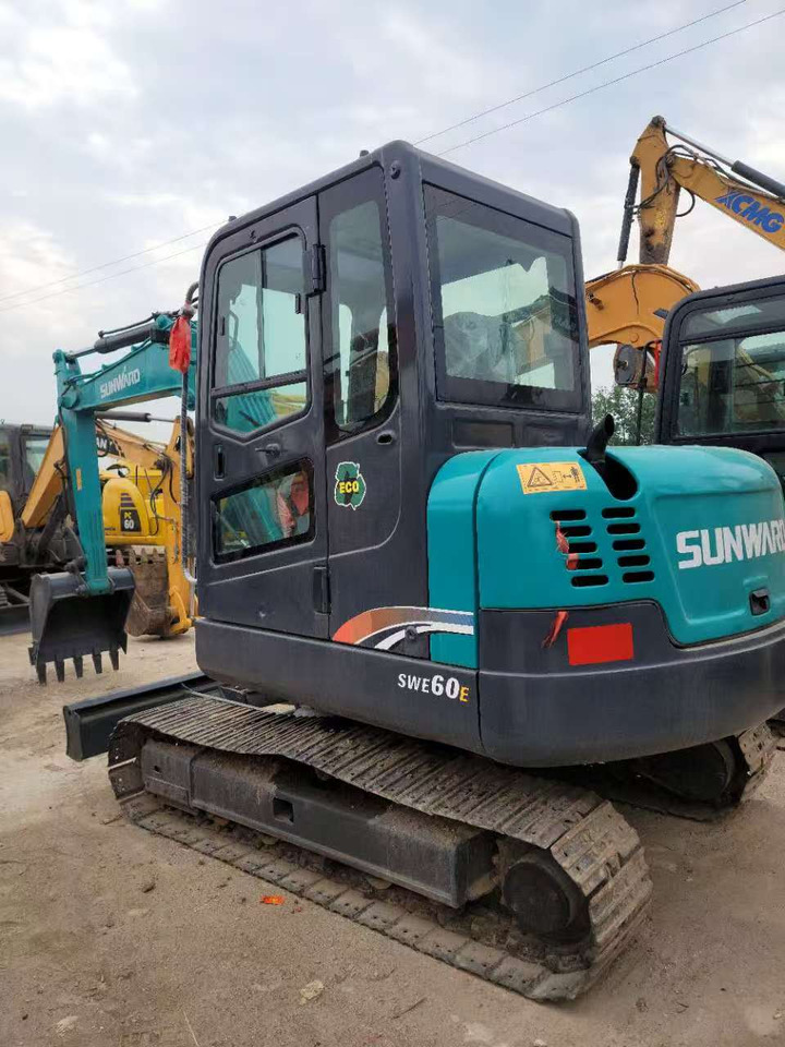 SUNWARD SWE60E - Excavator pe şenile: Foto 1 SUNWARD SWE60E - Excavator pe şenile: Foto 1