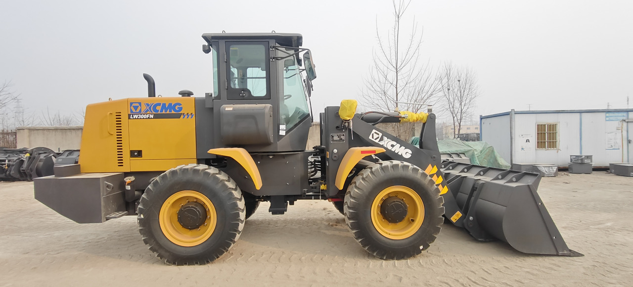 XCMG LW300FN - Încărcător frontal pe pneuri: Foto 2 XCMG LW300FN - Încărcător frontal pe pneuri: Foto 2