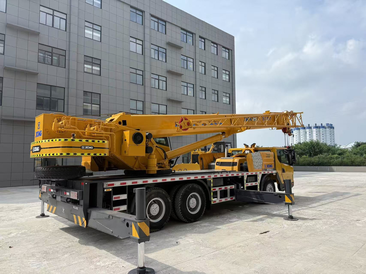 XCMG XCT25L5 - Camion cu macara: Foto 4 XCMG XCT25L5 - Camion cu macara: Foto 4
