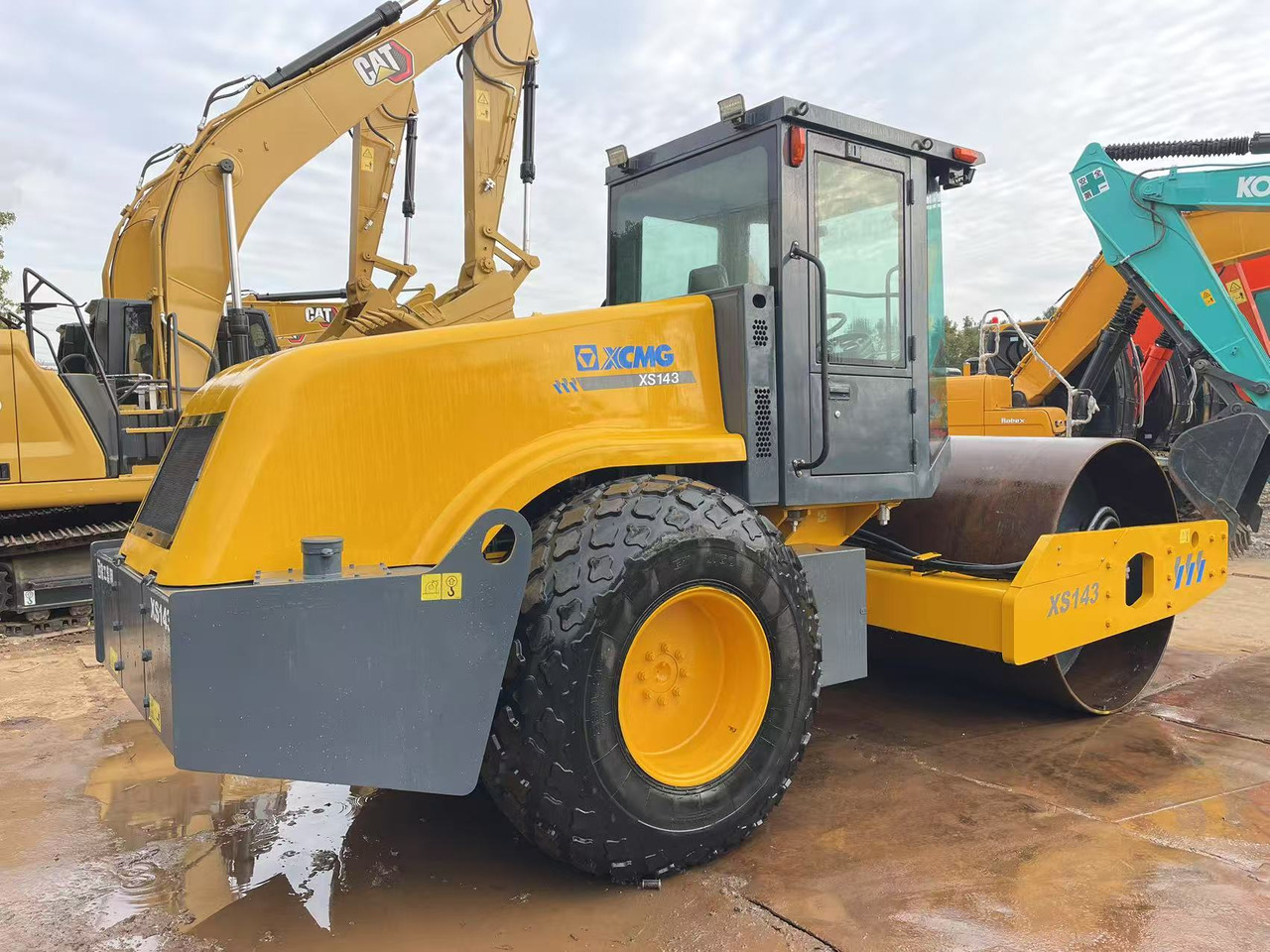 XCMG XS143 - Compactor: Foto 4 XCMG XS143 - Compactor: Foto 4