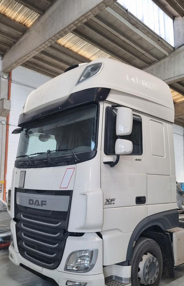 DAF XF 440 Euro 6 - Full Pneumatico - 2015 - Camion transport containere/ Swap body: Foto 3 DAF XF 440 Euro 6 - Full Pneumatico - 2015 - Camion transport containere/ Swap body: Foto 3