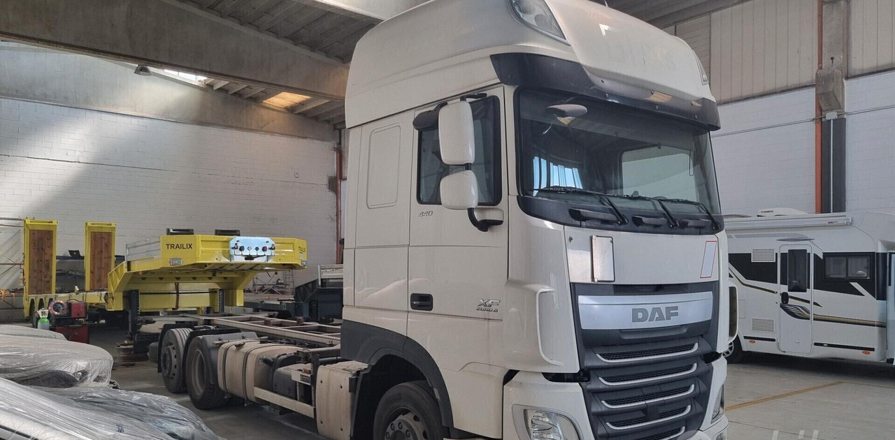 DAF XF 440 Euro 6 - Full Pneumatico - 2015 - Camion transport containere/ Swap body: Foto 4 DAF XF 440 Euro 6 - Full Pneumatico - 2015 - Camion transport containere/ Swap body: Foto 4