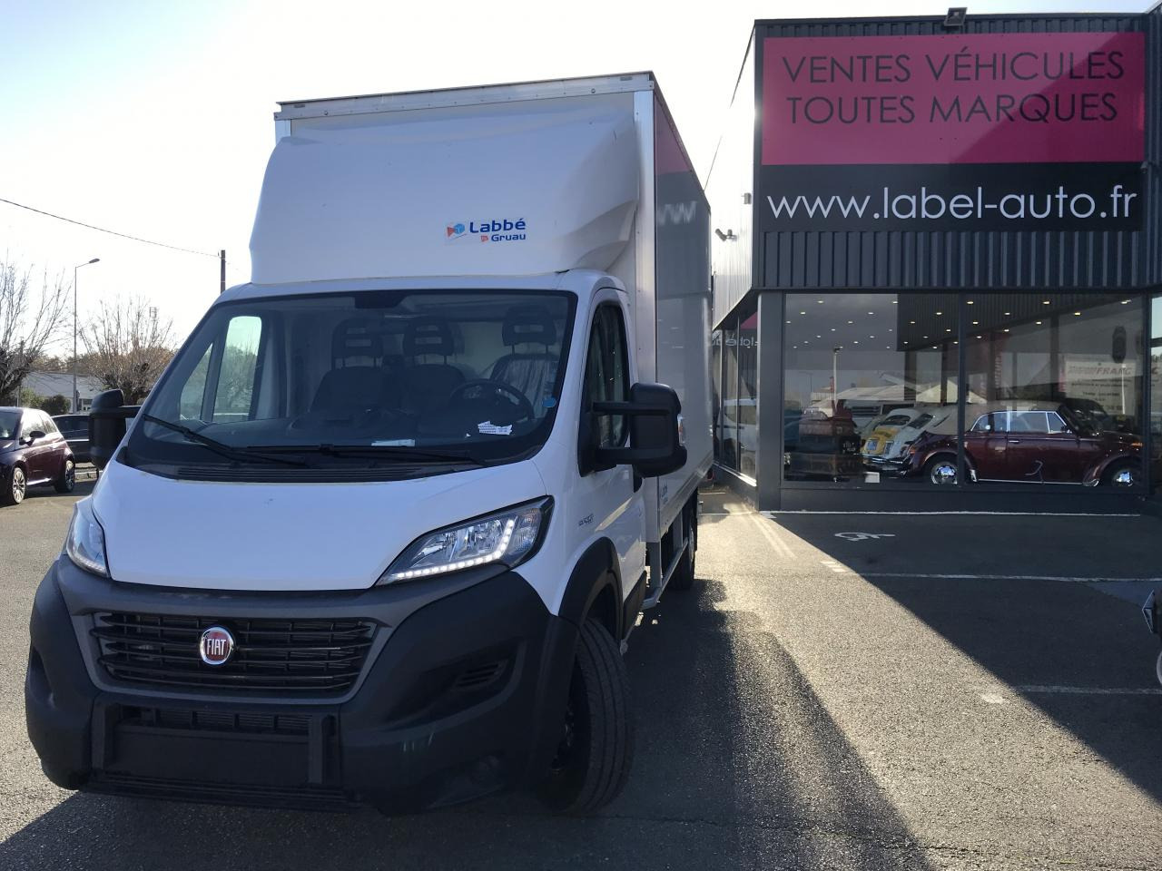 FIAT DUCATO 3T5 CAISSE + HAYON 2.3 MJT 140CH PRO LOUNGE - Autoutilitară box: Foto 3 FIAT DUCATO 3T5 CAISSE + HAYON 2.3 MJT 140CH PRO LOUNGE - Autoutilitară box: Foto 3