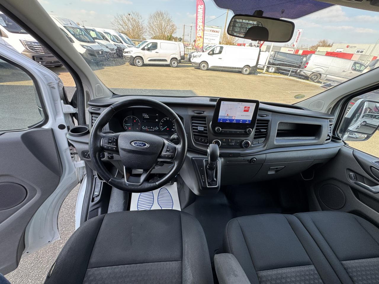 FORD Transit Custom 2.0 TDCi - 130 - BVA S&S TRANSIT CUSTOM FOURGON Fourgon 300 L1H1 Trend Business P - Dubă: Foto 4 FORD Transit Custom 2.0 TDCi - 130 - BVA S&S TRANSIT CUSTOM FOURGON Fourgon 300 L1H1 Trend Business P - Dubă: Foto 4