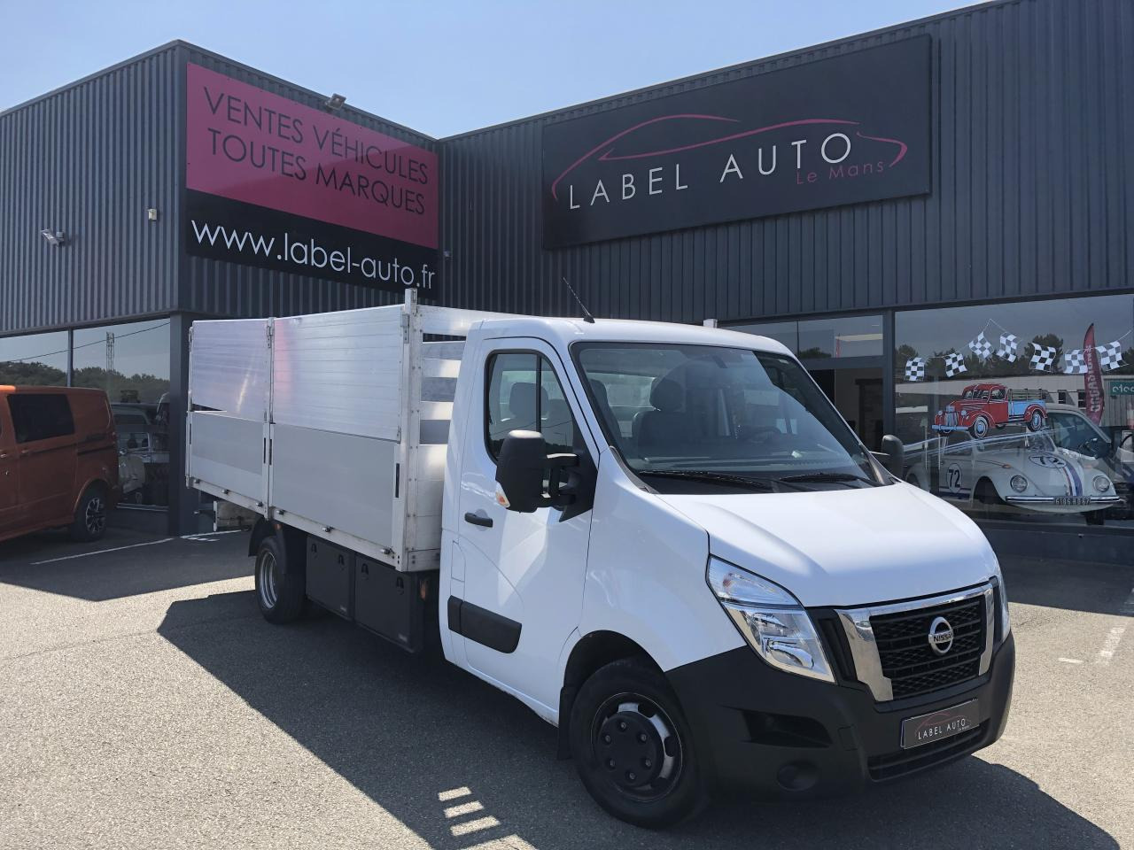 NISSAN INTERSTAR 3T5 2.3 DCI 165CH PLATEAU RIDELLES 4M50 - Autoutilitară cu platformă: Foto 2 NISSAN INTERSTAR 3T5 2.3 DCI 165CH PLATEAU RIDELLES 4M50 - Autoutilitară cu platformă: Foto 2