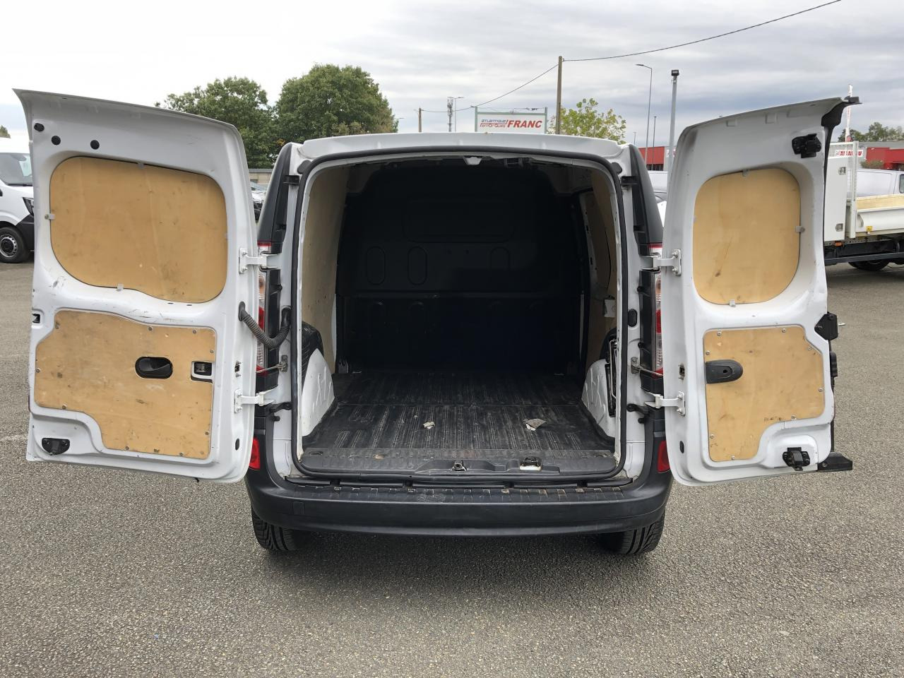 RENAULT KANGOO 1.5 DCI 80CH CONFORT - Dubă: Foto 3 RENAULT KANGOO 1.5 DCI 80CH CONFORT - Dubă: Foto 3