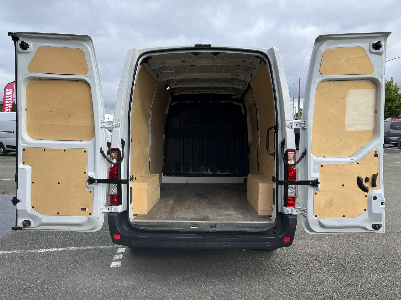 RENAULT MASTER 3T3 L2H2 2.3 DCI 135CH CONFORT - Dubă: Foto 3 RENAULT MASTER 3T3 L2H2 2.3 DCI 135CH CONFORT - Dubă: Foto 3