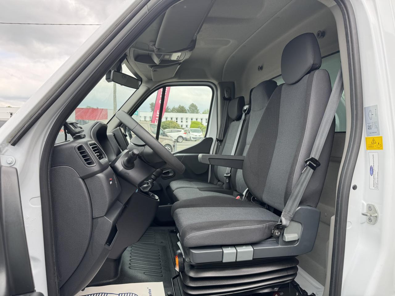 RENAULT MASTER 3T5 CAISSE FRIGO 2.3 DCI 165CH GRAND CONFORT - Autoutilitară frigorifica: Foto 5 RENAULT MASTER 3T5 CAISSE FRIGO 2.3 DCI 165CH GRAND CONFORT - Autoutilitară frigorifica: Foto 5
