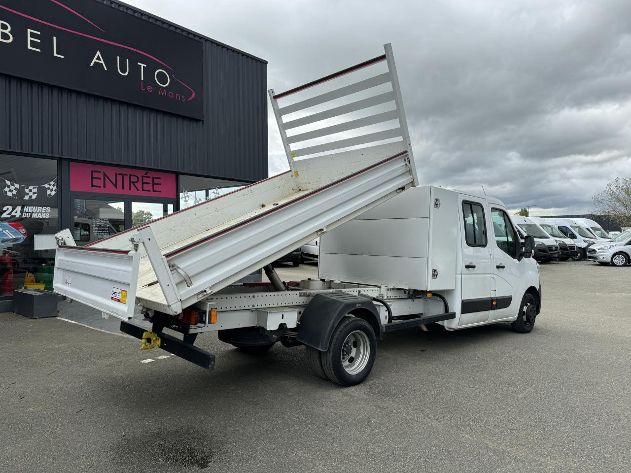 RENAULT Master Confort R3500RJ L4 2.3 dCi - 130 III CHASSIS DOUBLE CABINE Châssis Double Cabine L4 Pr - Autoutilitară basculantă, Autoutilitară cabină dublă: Foto 5 RENAULT Master Confort R3500RJ L4 2.3 dCi - 130 III CHASSIS DOUBLE CABINE Châssis Double Cabine L4 Pr - Autoutilitară basculantă, Autoutilitară cabină dublă: Foto 5