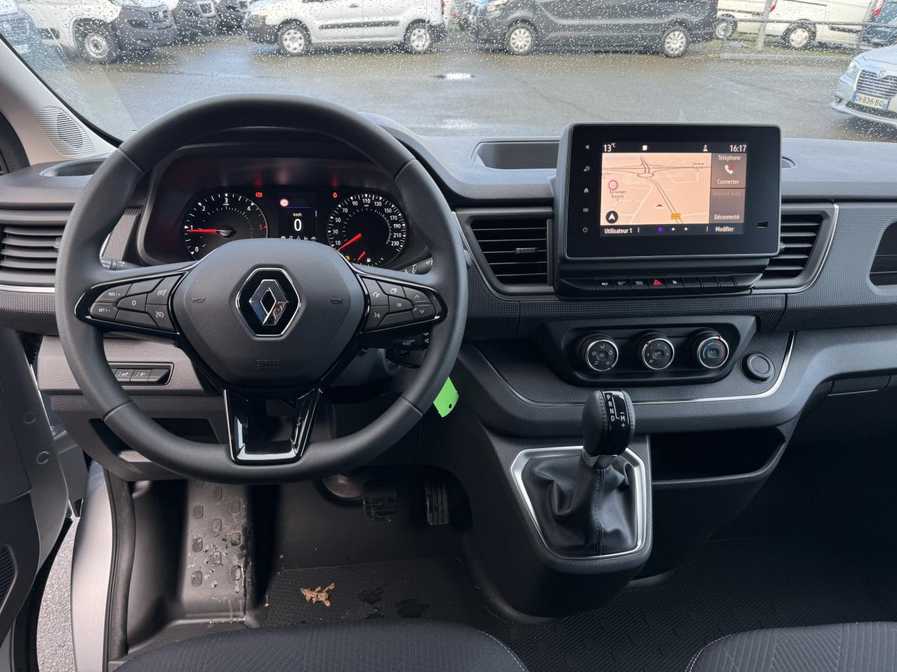 RENAULT Trafic L1H1 3000 Kg 2.0 Blue dCi - 150 - BVA 2025 III FOURGON Fourgon Advance L1H1 PHASE 3 - Dubă: Foto 4 RENAULT Trafic L1H1 3000 Kg 2.0 Blue dCi - 150 - BVA 2025 III FOURGON Fourgon Advance L1H1 PHASE 3 - Dubă: Foto 4