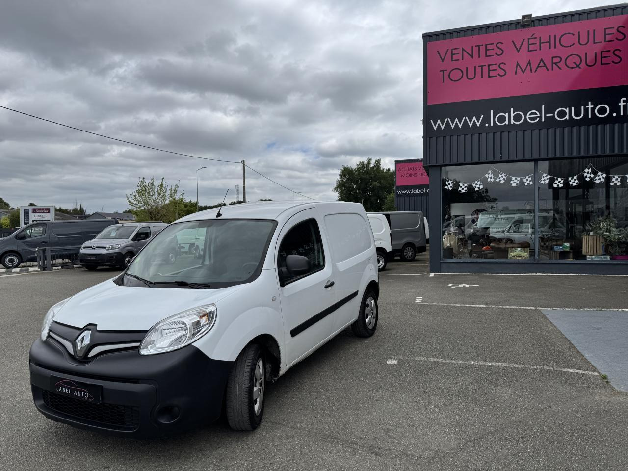 Autoutilitară compactă Renault Kangoo 1.5 BLUE DCI 80CH GRAND CONFORT 5CV: Foto 6