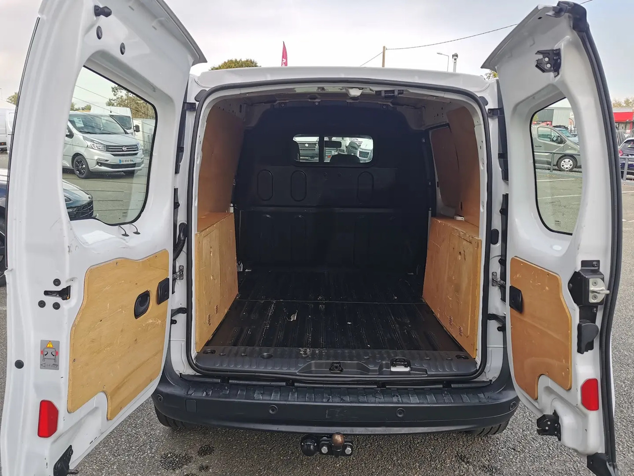 Renault Kangoo 1.5 BLUE DCI 80CH GRAND CONFORT 5CV - Dubă: Foto 5 Renault Kangoo 1.5 BLUE DCI 80CH GRAND CONFORT 5CV - Dubă: Foto 5
