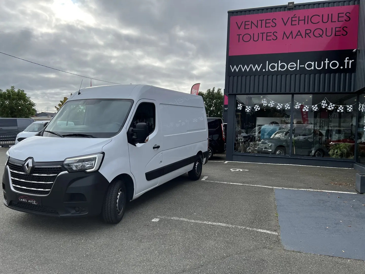 Renault Master F3300 L2H2 2.3 BLUE DCI 135CH GRAND CONFORT EURO6 - Dubă: Foto 5 Renault Master F3300 L2H2 2.3 BLUE DCI 135CH GRAND CONFORT EURO6 - Dubă: Foto 5