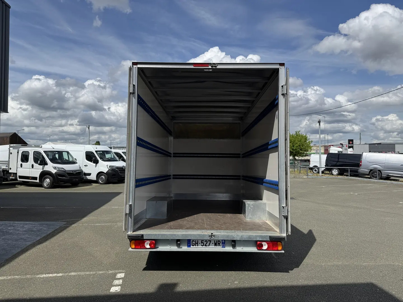Renault Master F3500 L3H1 2.3 BLUE DCI 145CH CONFORT EUROVI - Autoutilitară box: Foto 2 Renault Master F3500 L3H1 2.3 BLUE DCI 145CH CONFORT EUROVI - Autoutilitară box: Foto 2