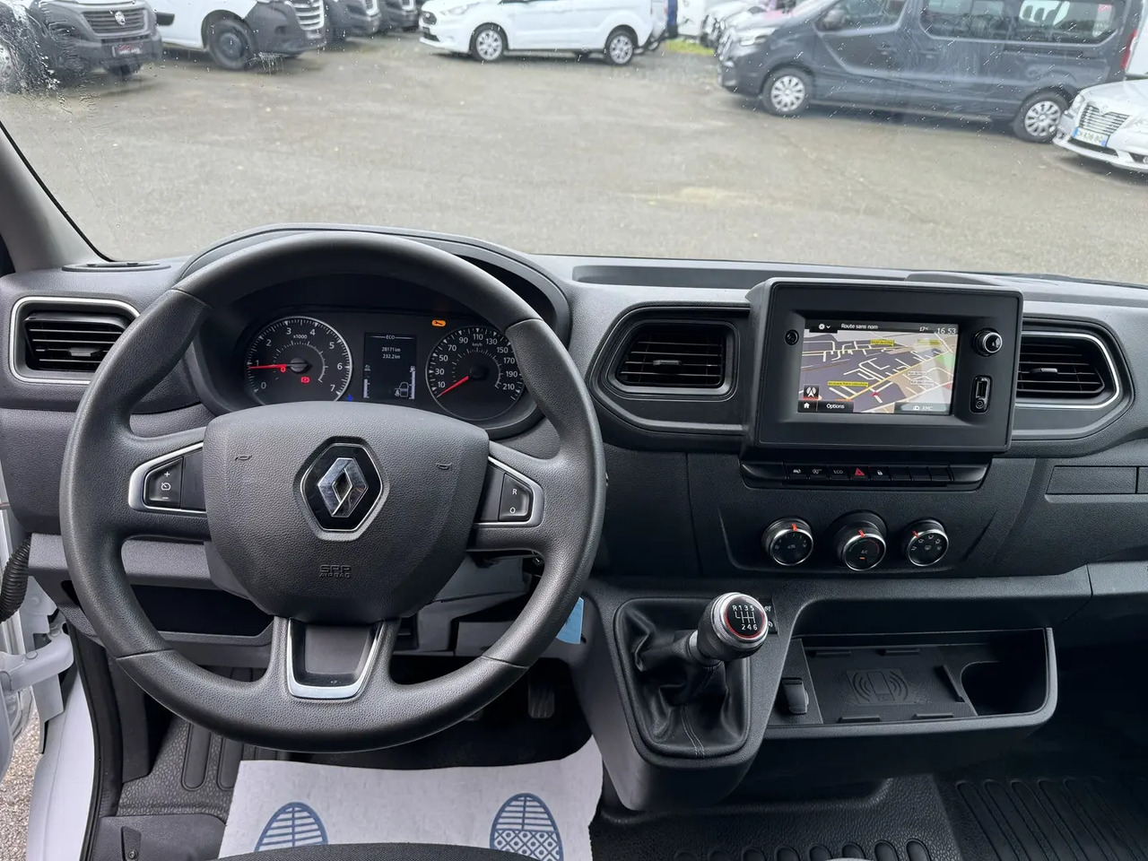 Renault Master RJ3500 L4 2.3 BLUE DCI 130CH DOUBLE CABINE CONFORT EUROVI - Autoutilitară basculantă, Autoutilitară cabină dublă: Foto 3 Renault Master RJ3500 L4 2.3 BLUE DCI 130CH DOUBLE CABINE CONFORT EUROVI - Autoutilitară basculantă, Autoutilitară cabină dublă: Foto 3