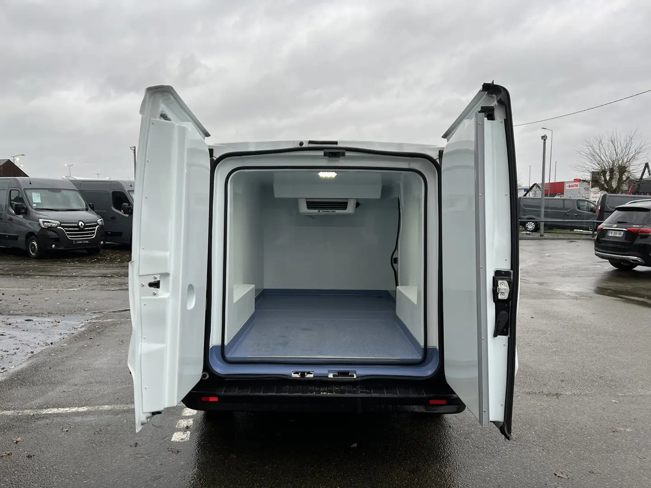 Autoutilitară frigorifica Renault Trafic L1H1 1200 2.0 DCI 120CH CONFORT FRIGORIFIQUE: Foto 1