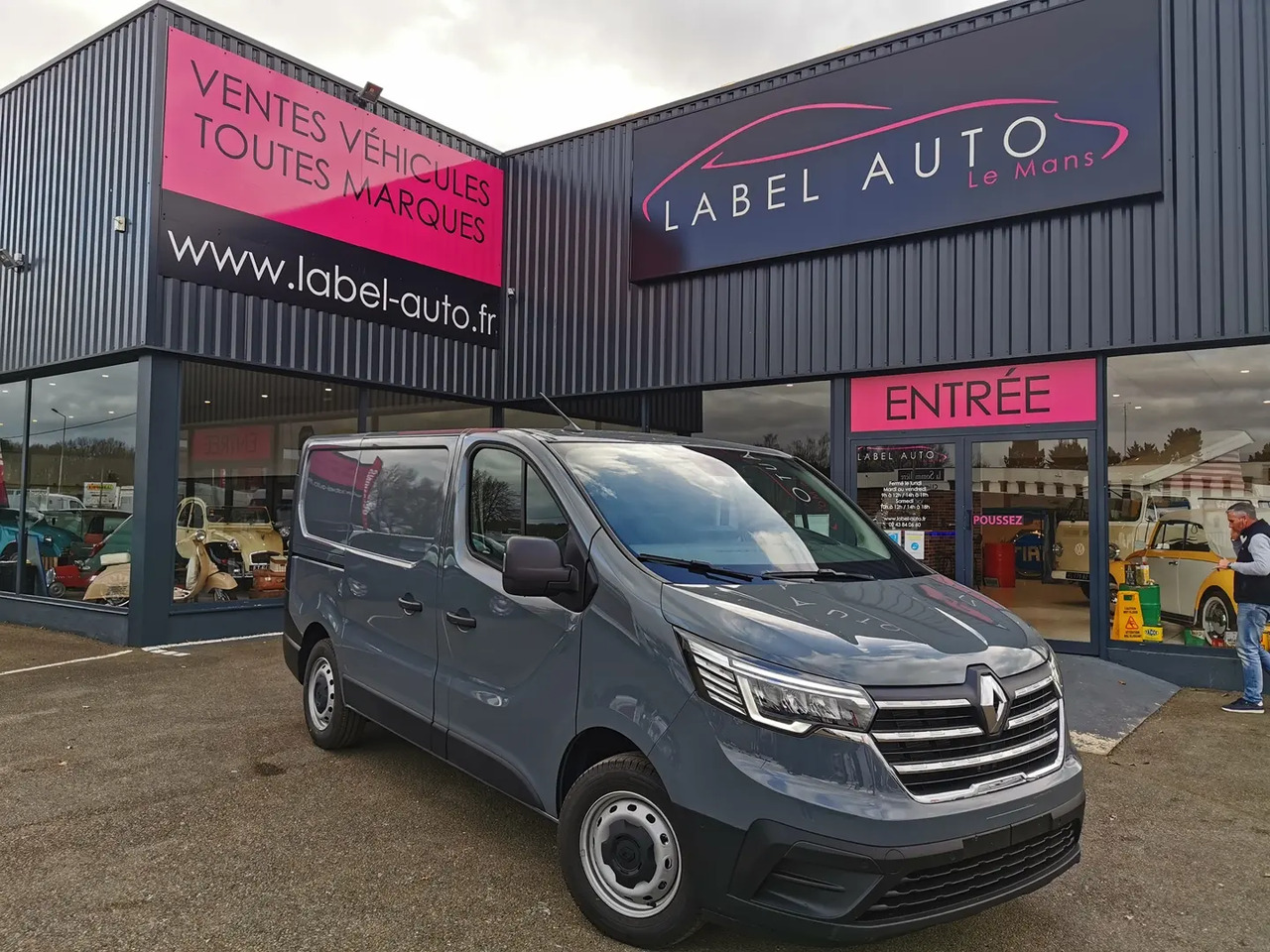 Renault Trafic L1H1 2T8 2.0 BLUE DCI 130CH GRAND CONFORT - Dubă: Foto 1 Renault Trafic L1H1 2T8 2.0 BLUE DCI 130CH GRAND CONFORT - Dubă: Foto 1