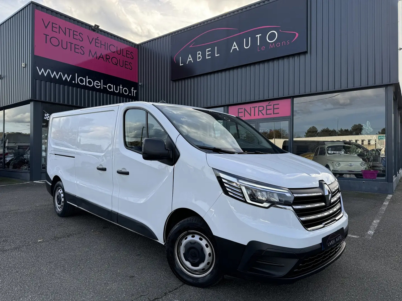 Renault Trafic L2H1 3T 2.0 BLUE DCI 130CH GRAND CONFORT - Dubă: Foto 1 Renault Trafic L2H1 3T 2.0 BLUE DCI 130CH GRAND CONFORT - Dubă: Foto 1