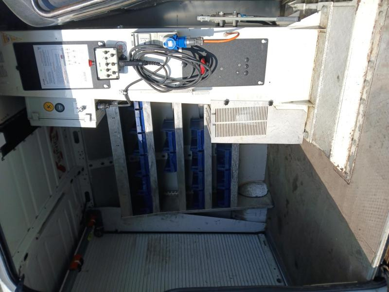 MASTER L2H2 145CV NACELLE - Camion cu nacela: Foto 5 MASTER L2H2 145CV NACELLE - Camion cu nacela: Foto 5