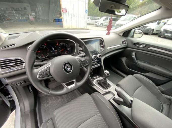 RENAULT MEGANE - Automobil: Foto 3 RENAULT MEGANE - Automobil: Foto 3