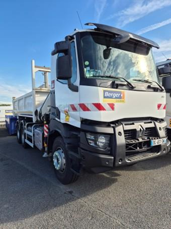 Renault C version K 380 P6x4 Bi-benne Grue FASSI F195 A0.24 - Camion basculantă: Foto 2 Renault C version K 380 P6x4 Bi-benne Grue FASSI F195 A0.24 - Camion basculantă: Foto 2