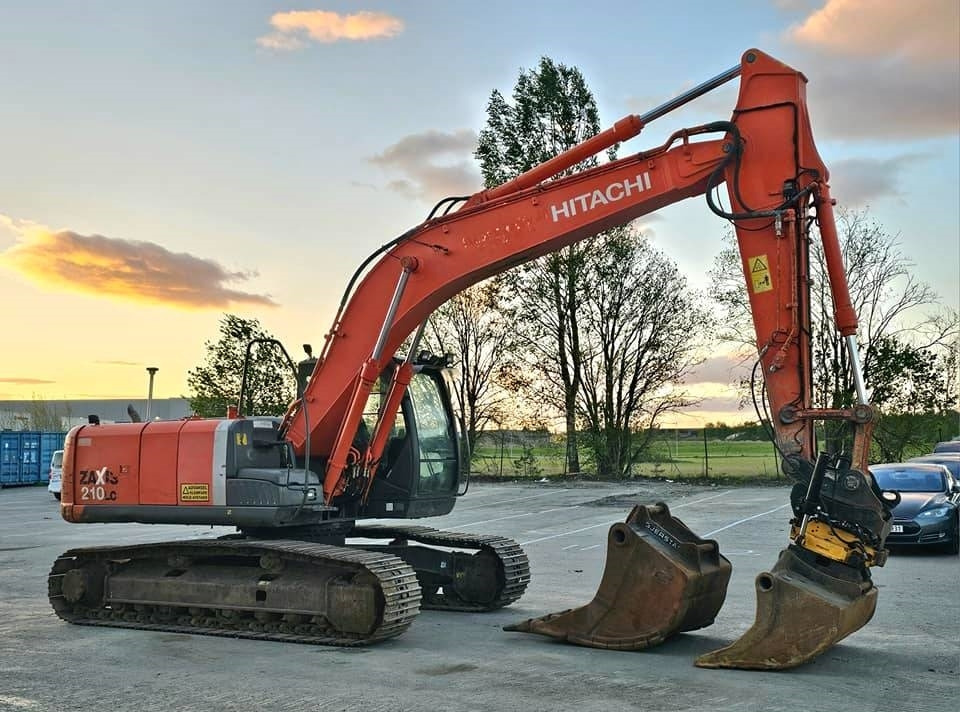 Hitachi ZX 210 LC-3 - Excavator pe şenile: Foto 5 Hitachi ZX 210 LC-3 - Excavator pe şenile: Foto 5