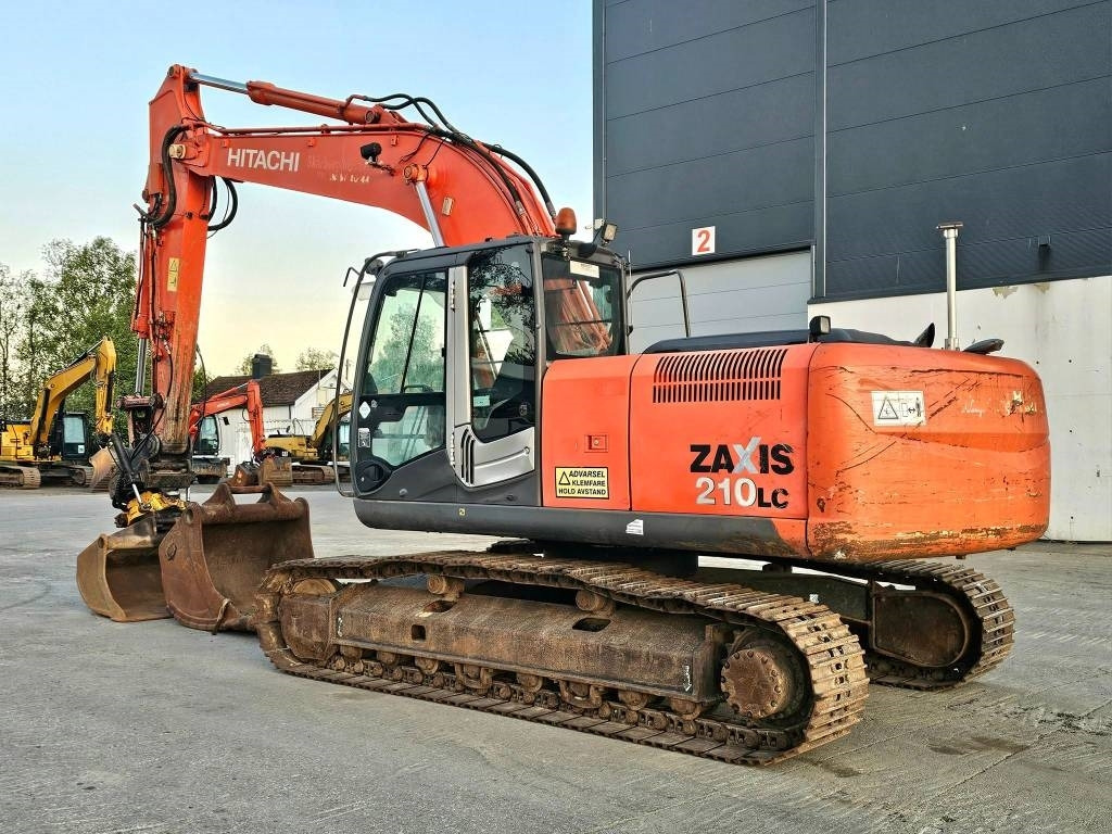 Hitachi ZX 210 LC-3 - Excavator pe şenile: Foto 3 Hitachi ZX 210 LC-3 - Excavator pe şenile: Foto 3
