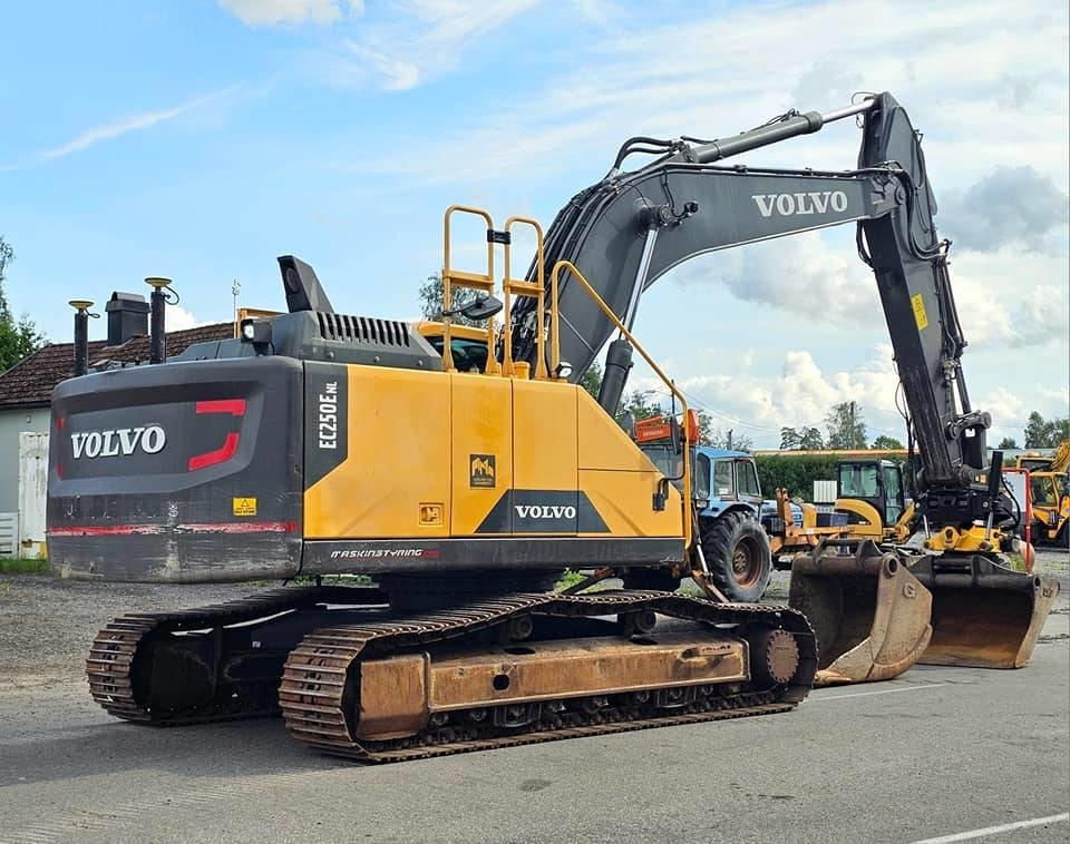 Volvo EC250 ENL - Excavator pe şenile: Foto 5 Volvo EC250 ENL - Excavator pe şenile: Foto 5