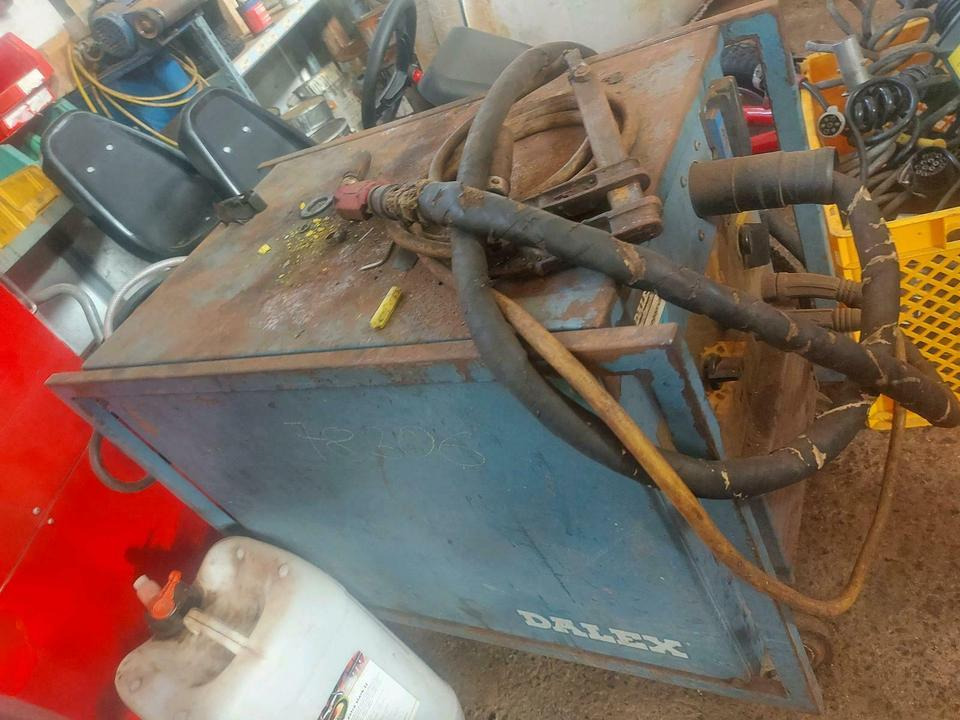 Dalex CGW 302 Schutzgasschweißgerät Schweißgerät Schutzgas - Echipamente pentru sudare: Foto 3 Dalex CGW 302 Schutzgasschweißgerät Schweißgerät Schutzgas - Echipamente pentru sudare: Foto 3