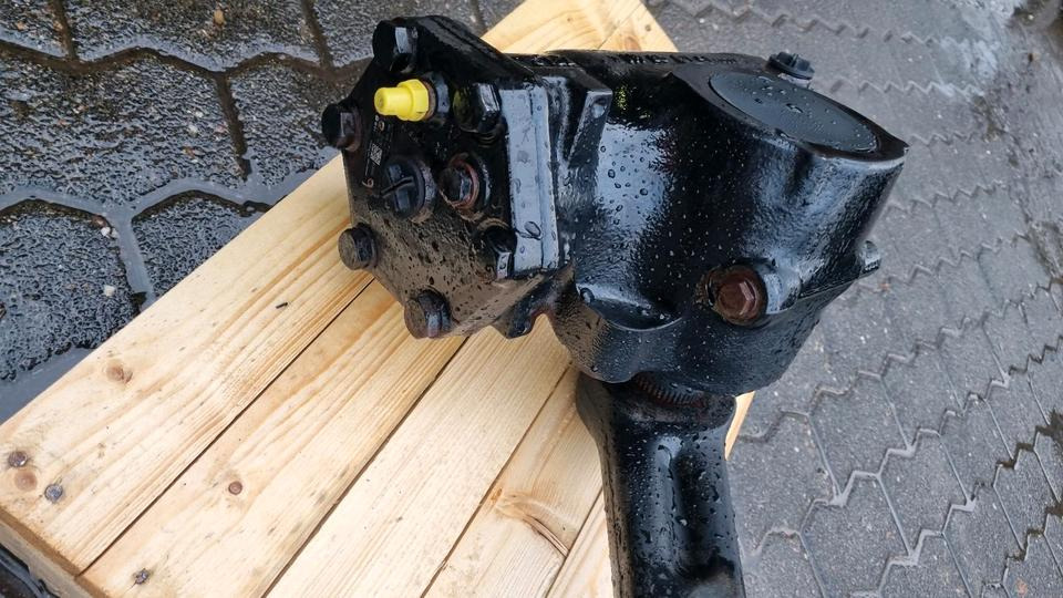 Lenkgetriebe Unimog 405 U423 Servolenkung 430 427 429 527 530 Mercedes Benz - Casetă de direcție pentru Maşina comunala: Foto 4 Lenkgetriebe Unimog 405 U423 Servolenkung 430 427 429 527 530 Mercedes Benz - Casetă de direcție pentru Maşina comunala: Foto 4