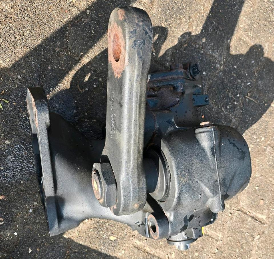 Lenkgetriebe ZF LS 54 ZFLS54 für Unimog Baureihe 405 U423 427 429 430 Mercedes-Benz U Lenkung - Servodirecţie pentru Maşina comunala: Foto 1 Lenkgetriebe ZF LS 54 ZFLS54 für Unimog Baureihe 405 U423 427 429 430 Mercedes-Benz U Lenkung - Servodirecţie pentru Maşina comunala: Foto 1