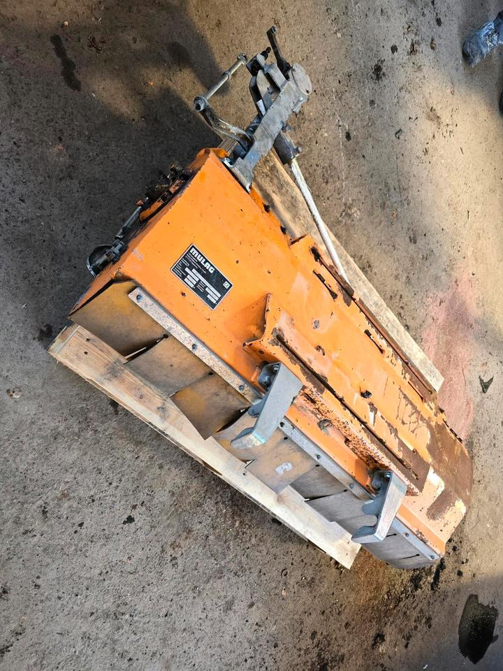 Mulag RMK 1200 BJ. 2015 Randstreifenmäher Böschungsmäher Böschungsmulcher für FME 600 700 MKM FMK Unimog 405 424 427 U 300 400 500 430 - Tocător lateral: Foto 2 Mulag RMK 1200 BJ. 2015 Randstreifenmäher Böschungsmäher Böschungsmulcher für FME 600 700 MKM FMK Unimog 405 424 427 U 300 400 500 430 - Tocător lateral: Foto 2
