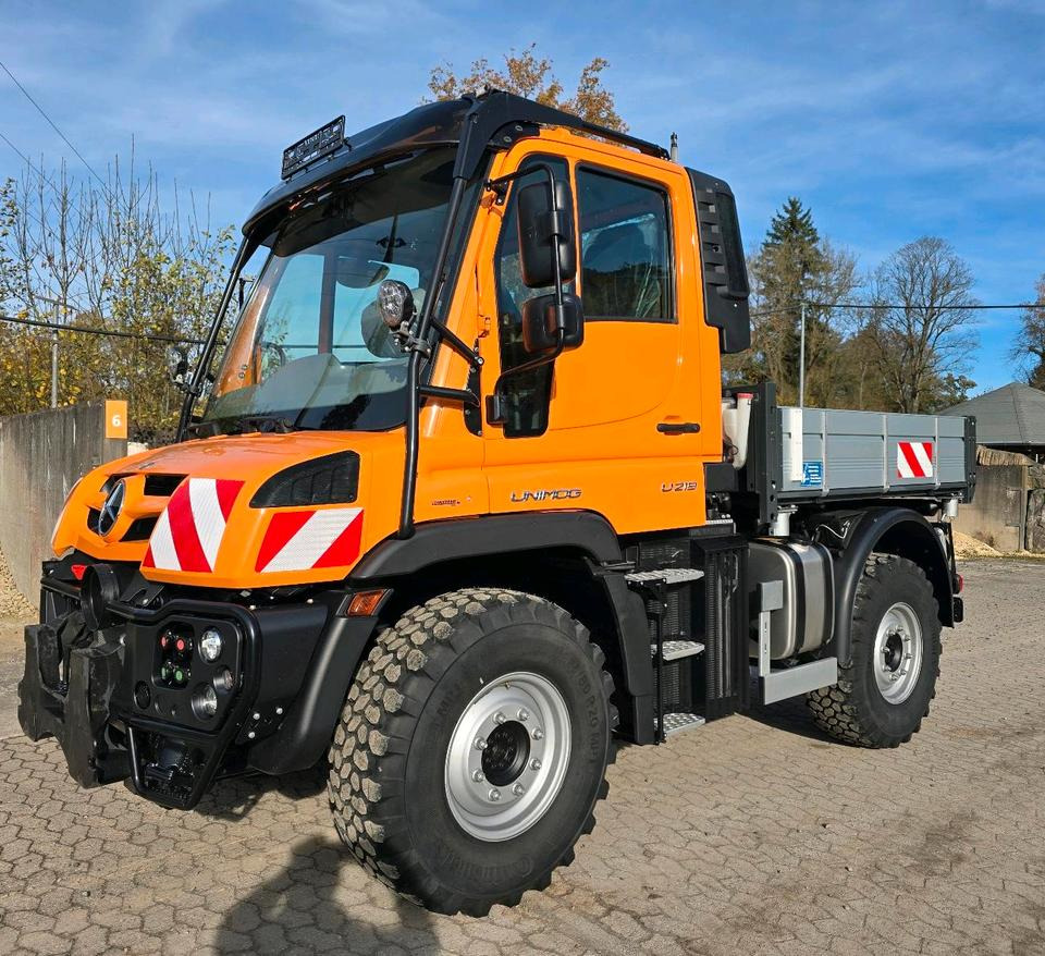 NEUFAHRZEUG Unimog U219 EAS NKS-Z-UGE-43 Mercedes-Benz 405/10 405/12 UGE Mercedes-Benz U 318 323 327 423 427 429 430 EasyDrive - Utilaj deszăpezire: Foto 1 NEUFAHRZEUG Unimog U219 EAS NKS-Z-UGE-43 Mercedes-Benz 405/10 405/12 UGE Mercedes-Benz U 318 323 327 423 427 429 430 EasyDrive - Utilaj deszăpezire: Foto 1
